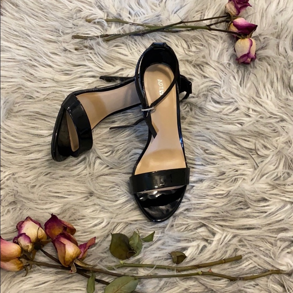 Brand new black heels